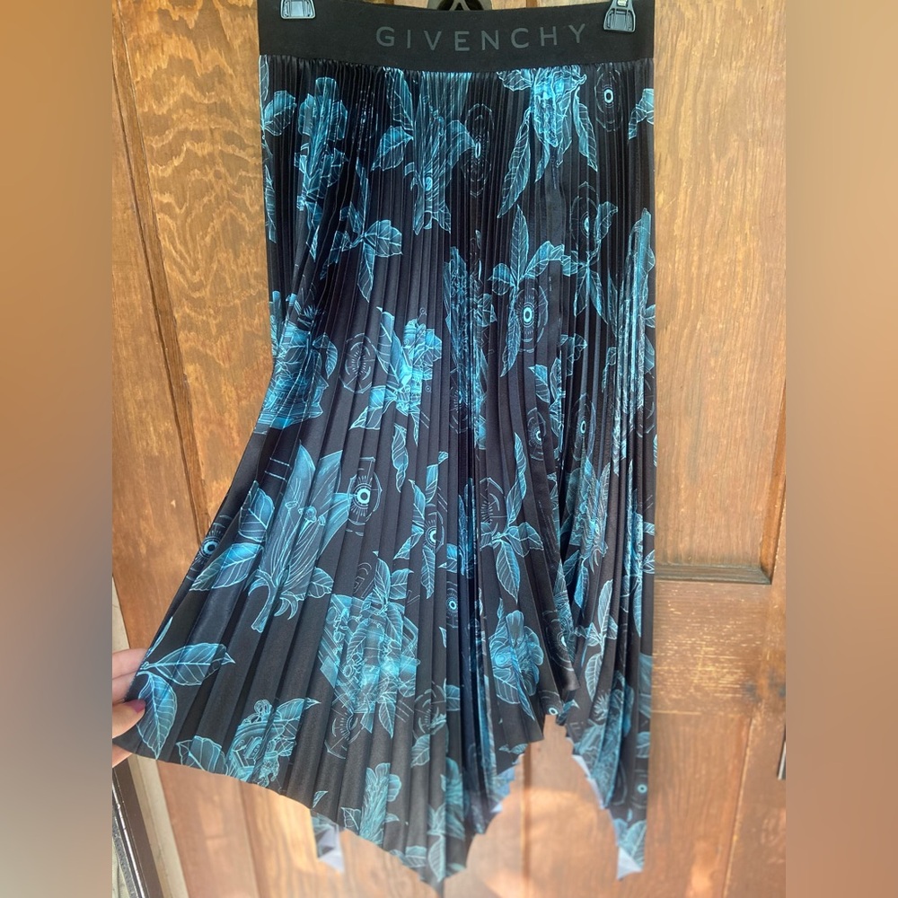 Givenchy Pleated Floral Midi Skirt - Picture 1 of 16